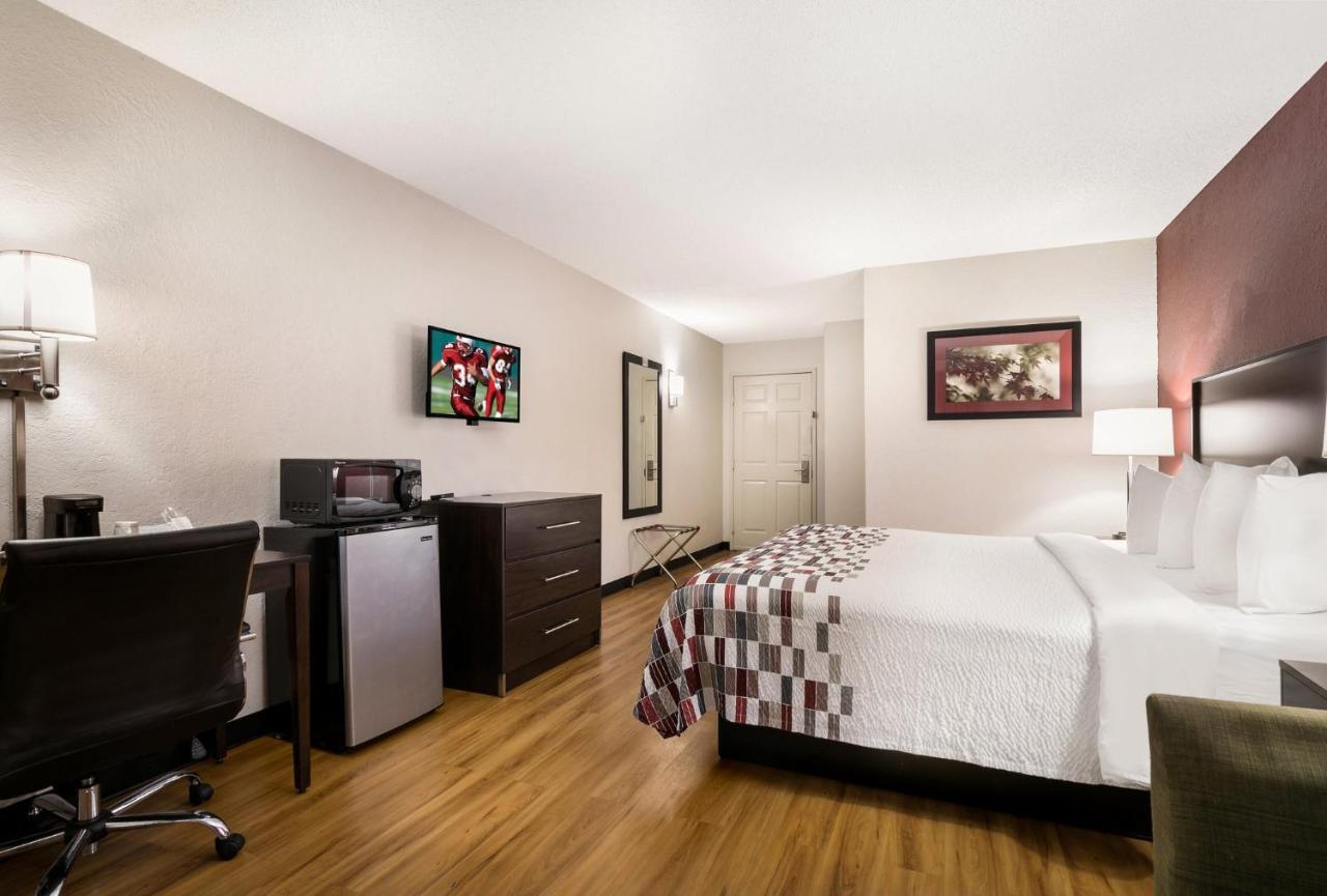 Red Roof Inn & Suites Knoxville East Eksteriør bilde