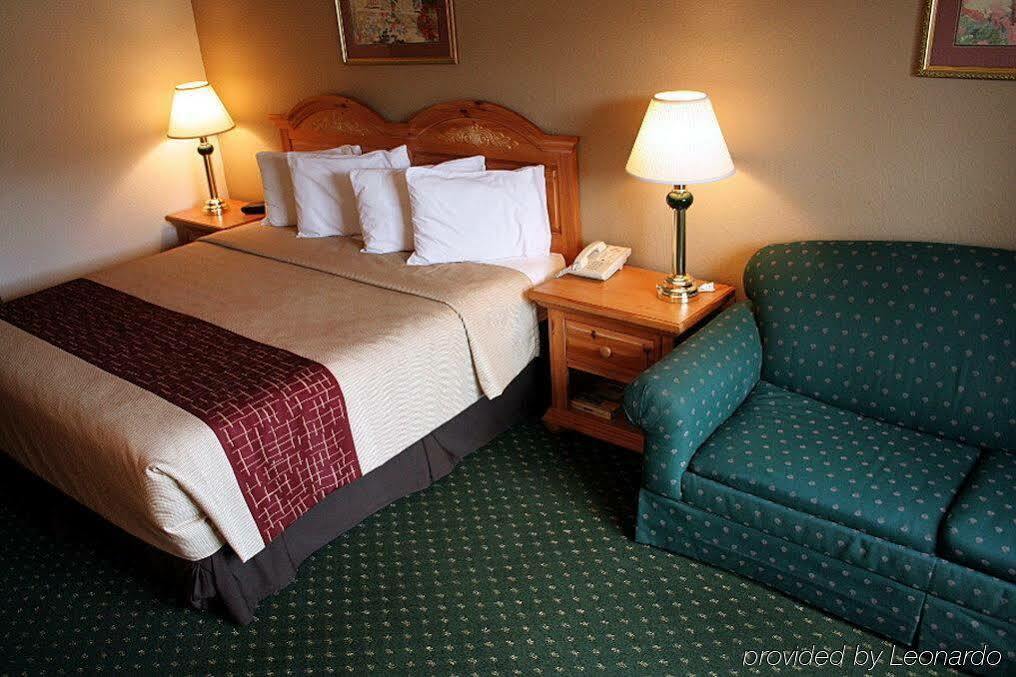Red Roof Inn & Suites Knoxville East Eksteriør bilde